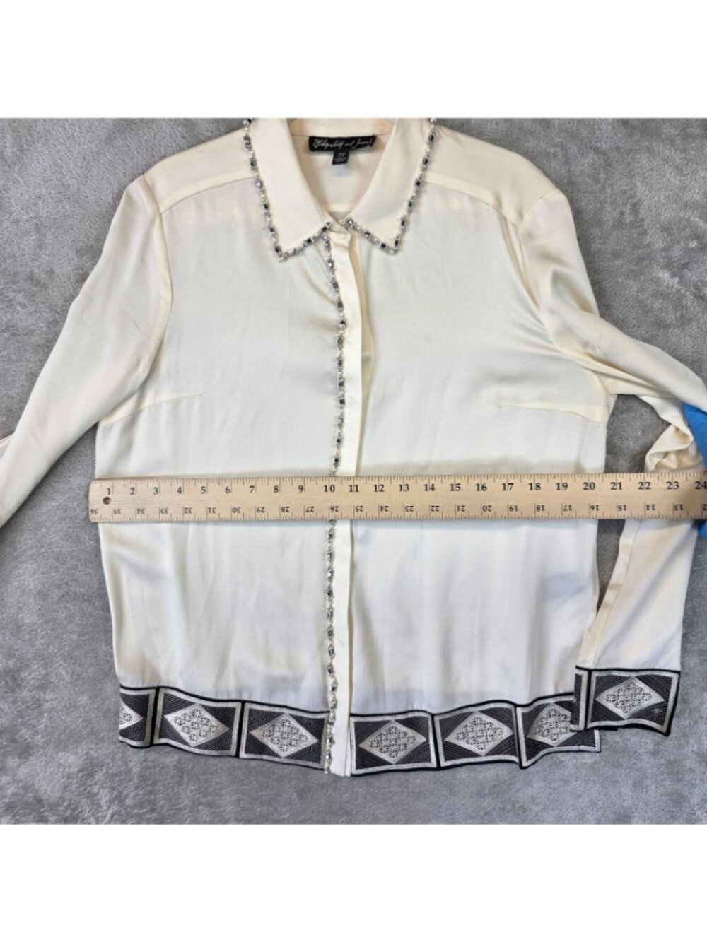 Elizabeth And James Blouse Womens M Cream Long Sleeve Beaded Rhinestone Silk Top - Picture 9 of 11